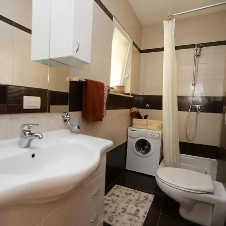 Apartamento Orhideja