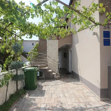 Apartamento Orhideja